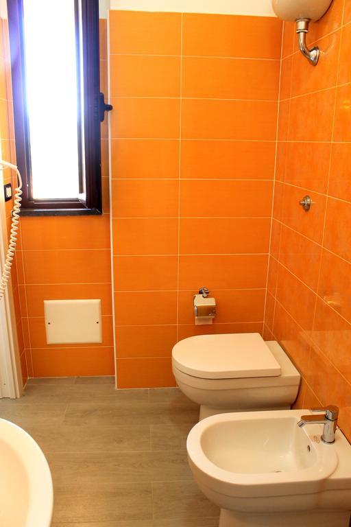 Meuble Leonetti Bed & Breakfast Centola Oda fotoğraf